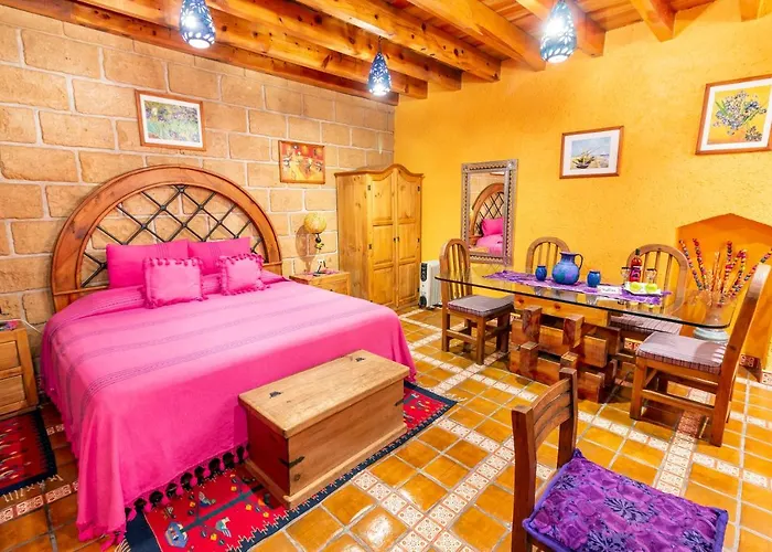 Mex Suites Casa Azúl B&B