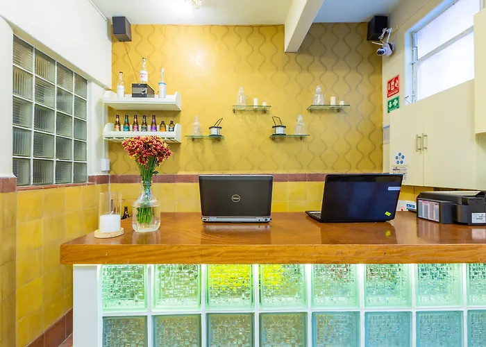 Mala Vecindad Beer Hotel
