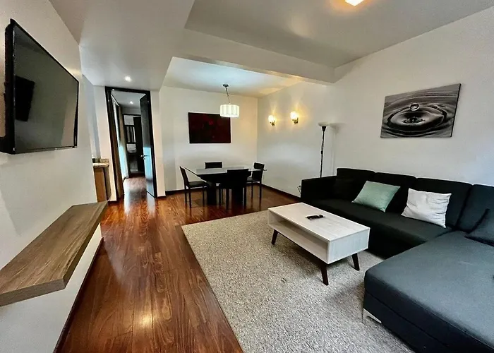 Condesa Residence Amsterdam 203 Shiny 1Bed 1Bath On Amsterdam Av