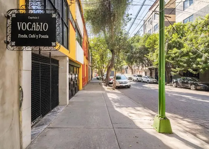 Private Terrace, King Size Beds, 2 Baths And Garage