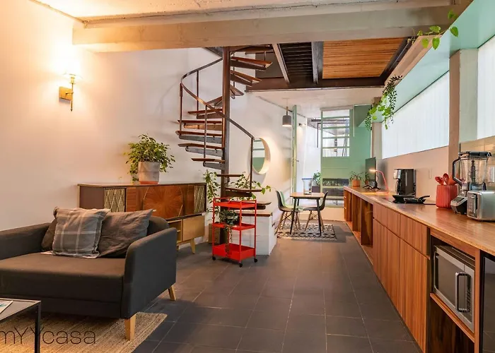 Comfortable Apt. W/ Terrace & Lovely Lighting 101