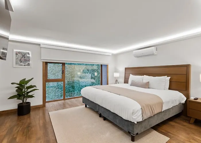 Casa Niza Suites