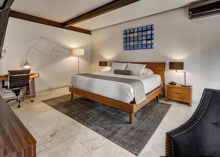 Mx Grand Suites (Adults Only)