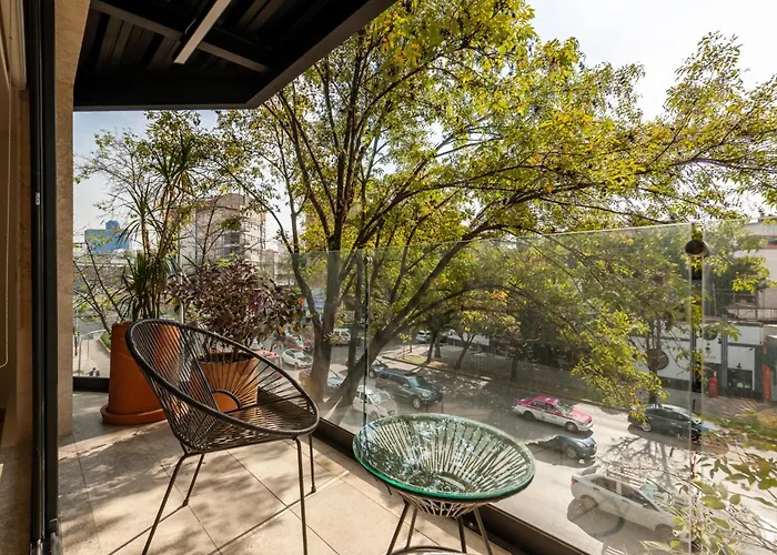 Radiant Apartment W/Blacony @ The Corner Condesa