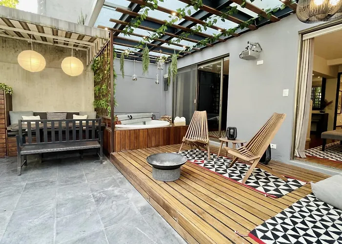 Grand Cinema & Jacuzzi Appartment