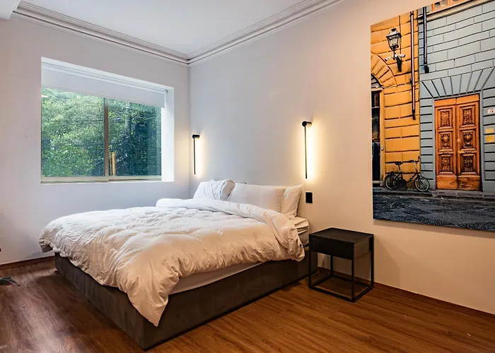 Cibeles Apartments By Vh
