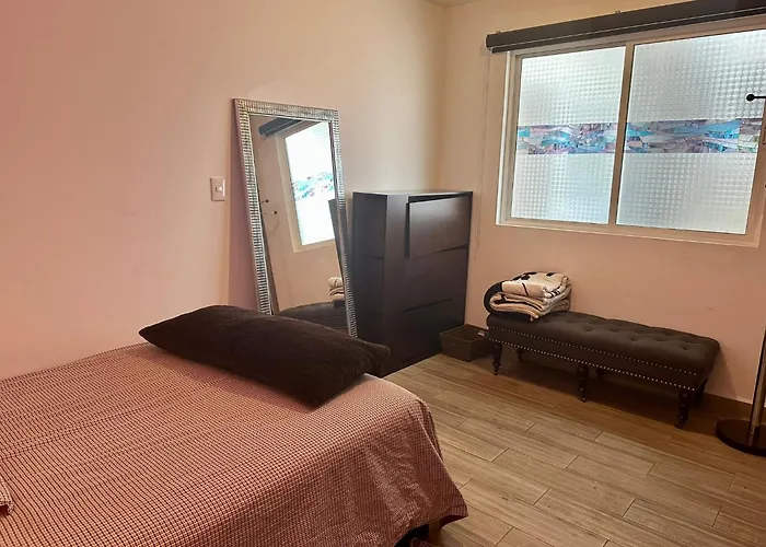 Solo Traveler Room Via Morelos 24-7 Access