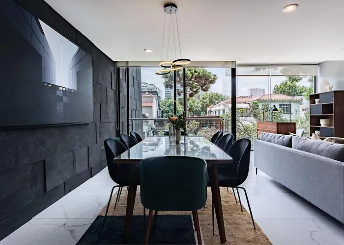 Stylish Polanco Stay, Best For Groups W/ Workspace