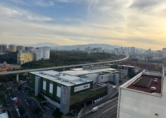 Increíble alojamiento en Santa Fe, CDMX con alberca, gym y estacionamiento