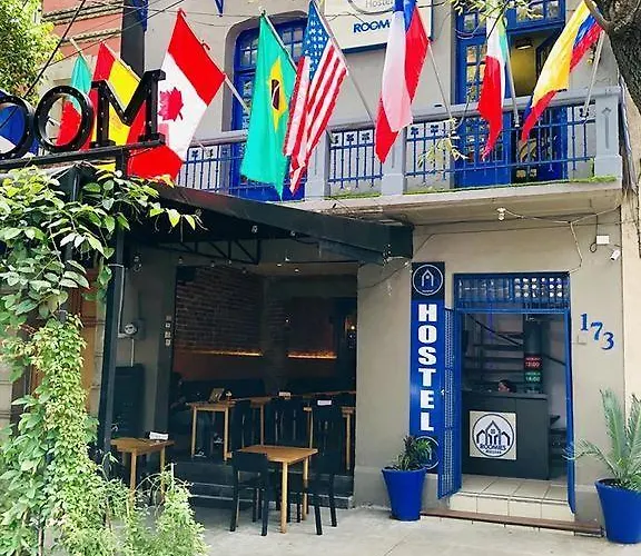 Wonder Hostal - Roma