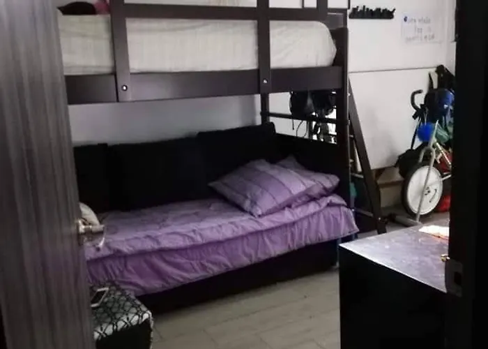 Hostal Avante