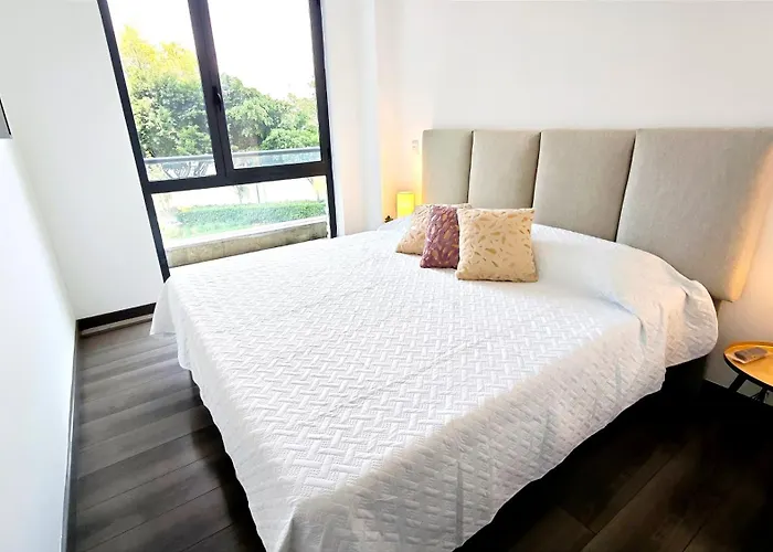 Stylish Polanco Pool, Gym, Terrace & King Bed