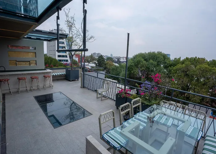 Beautiful Ph With Private Jacuzzi