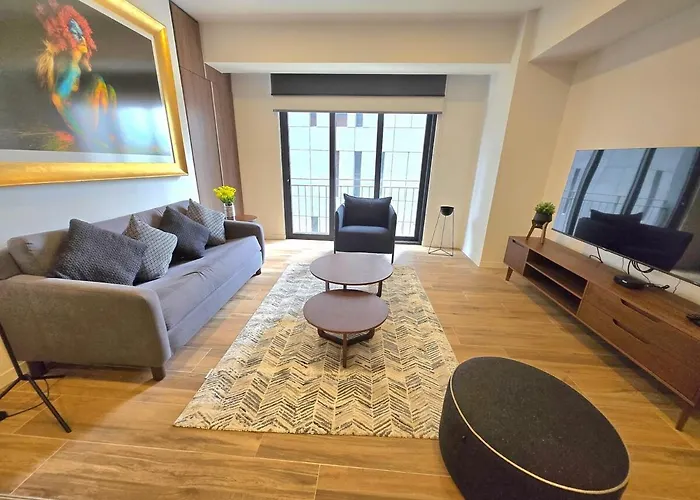 Elegant 1 bedroom apartment