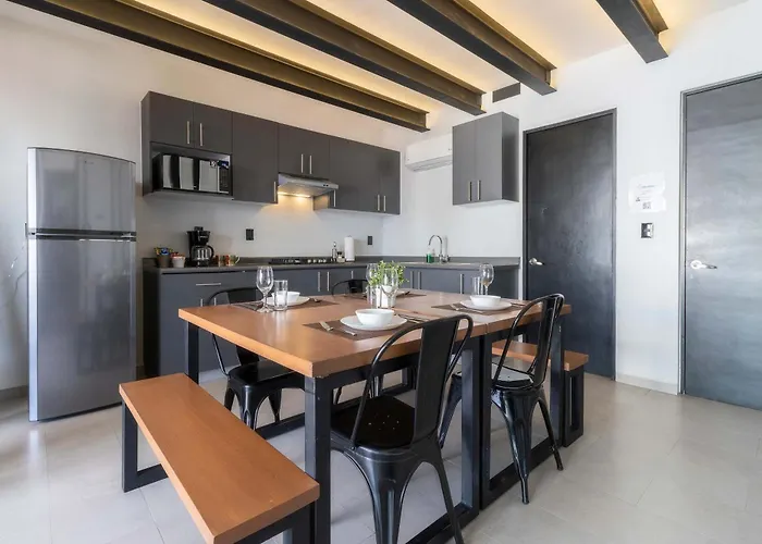 3Ph Amazing 2Bdrm 2Bath Private Terrace Fits 10