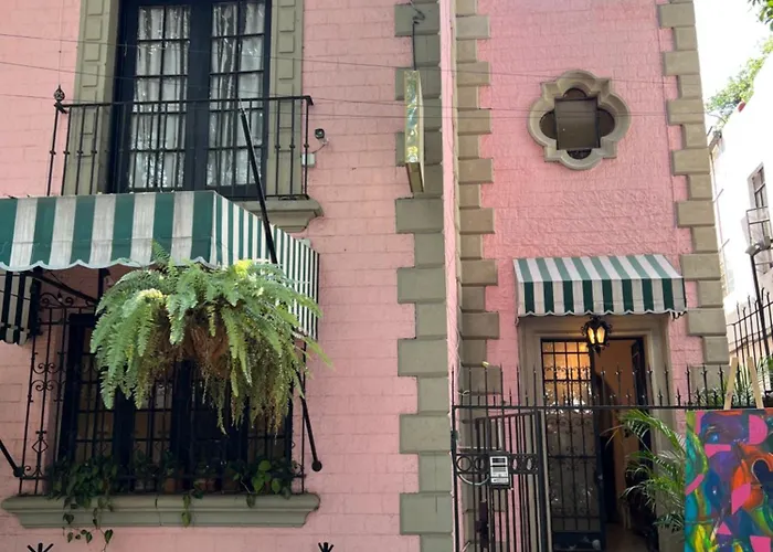 Beautiful Bed & Breakfast House In La Condesa