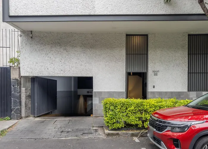 Spacious Urban Retreatwork & Play In Mexico City