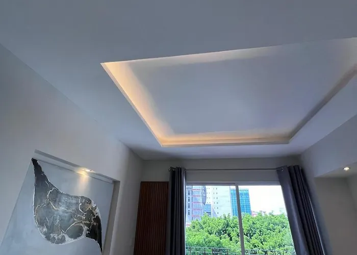 Luxurious Apartment In Plaza Del Angel