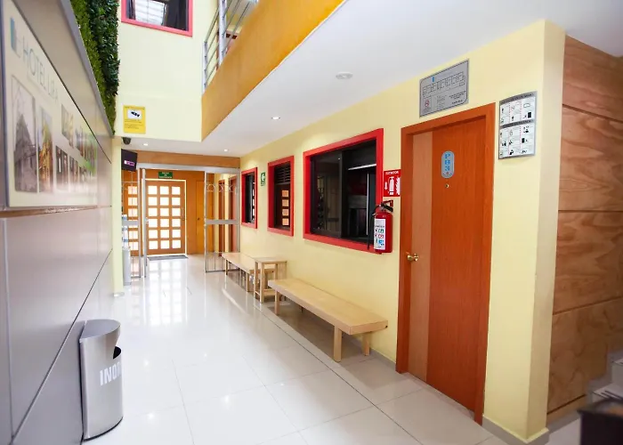Hotel Lira - Solo Adultos