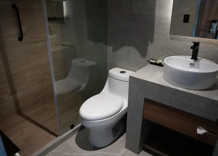 Hotel Block Suites