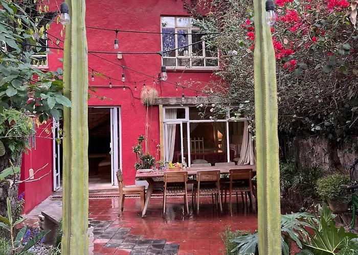 Artist'S Or Couple'S Casita & Studio