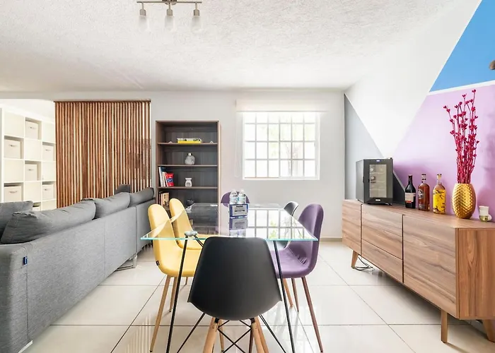 Experience Roma Norte In Eclectic Balconied Apt