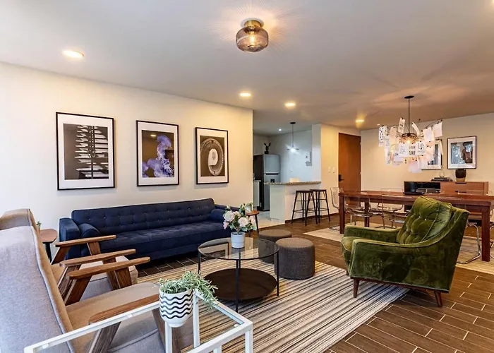 Private Balcony Home With Parking
