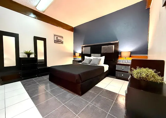 Roomies Hostel - Roma Norte