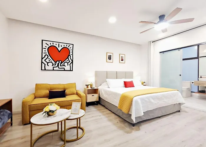 Conchita 1 Maiahome Chic Condesa Studio King Bed