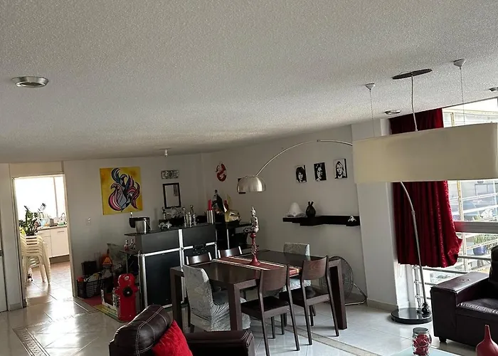 Bright Shelter In Del Valle, Panoramic Views