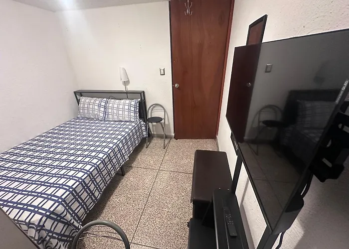 Habitacion Privada En Departamento Habitado, Ideal Para Venir A Conciertos, Y A 15 Minutos Caminando Del Estadio Gnp, Del Palacio De Los Deportes, Del Autodromo Y Del Metro Velodromo