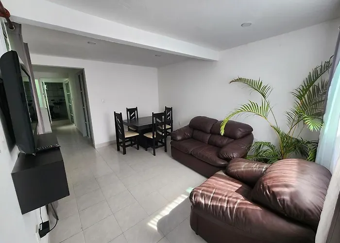 Suite 2 Blocks From Estadio Banorte