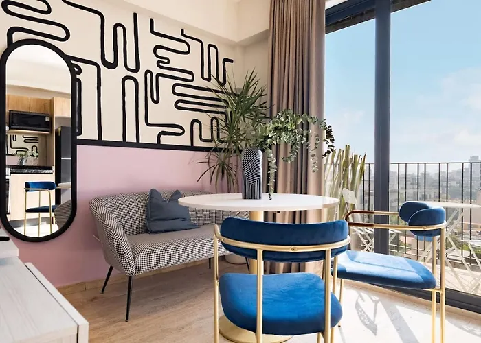 Loft De Diseno Con Aire Acondicionado Y Cama King Size