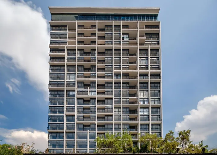 Studio With Amazing View - Great Location - Pool