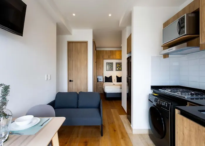 Cozy Loft In The City Center, Pool With A View To