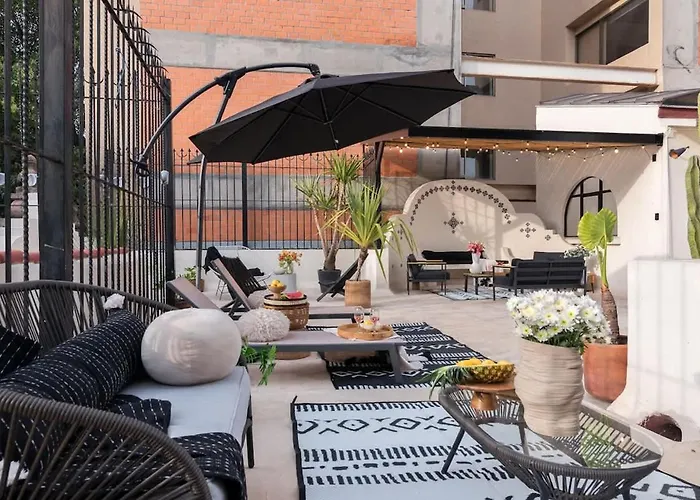 Breathtaking 9 Bedroom Villa Huge Rooftop W 4 Ac Condesa