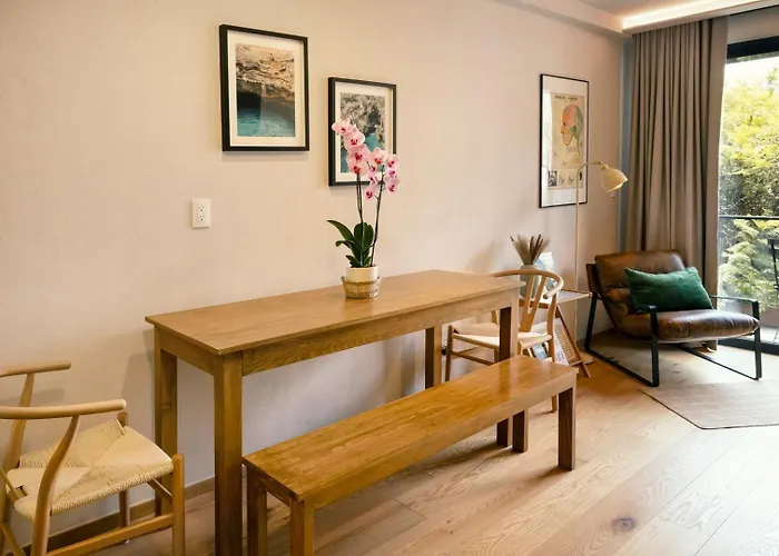 Bright Loft W/Balcony & Workspace | Roma Norte