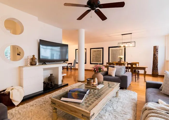 Location- Design And Comfort Fully Equipped
