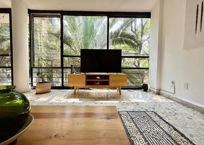 In The Heart Of Polanco, Steps From Masaryk