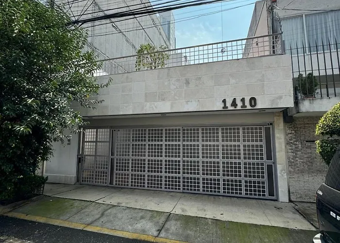 Casa Santa Monica
