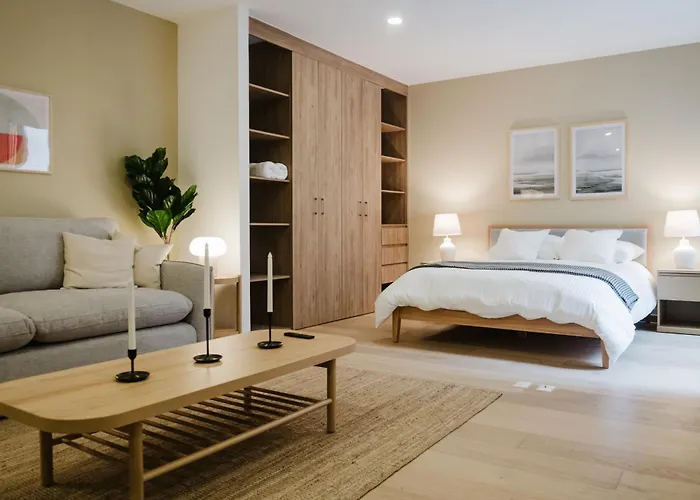 Chic Loft Near Roma Design, Comfort & Rooftop Pool