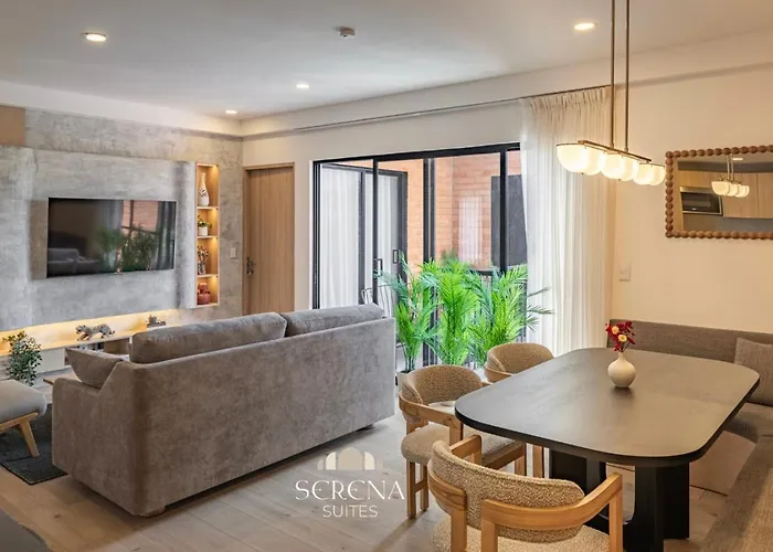 Radiant 2Br 2Ba, Ac, Pool, Jacuzzi, Gym & Roof Garden