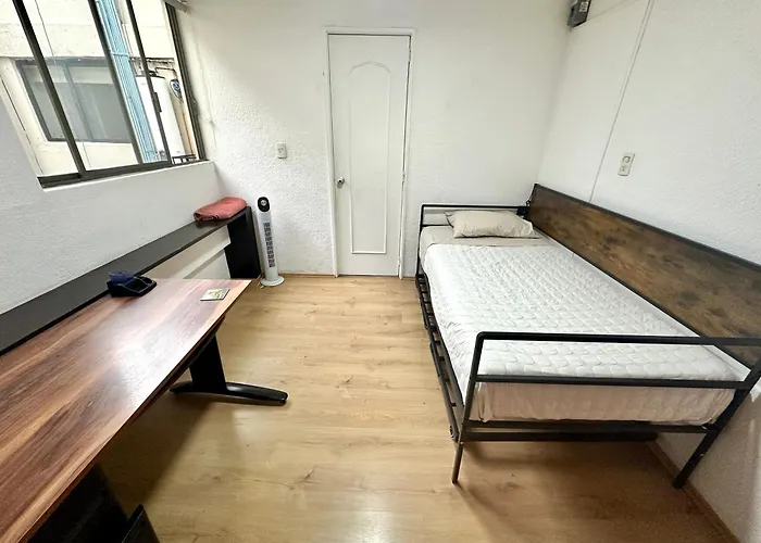 Loft In Napoles, Hotel Area 1 Block From The World Trade Center