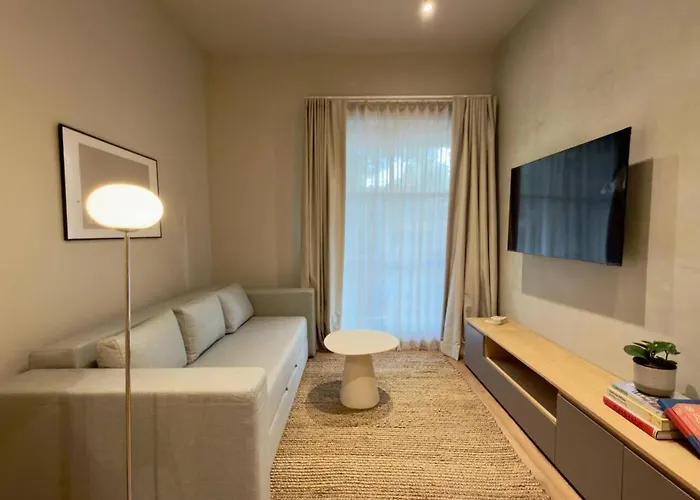 New Designer Studio In Authentic Roma Norte