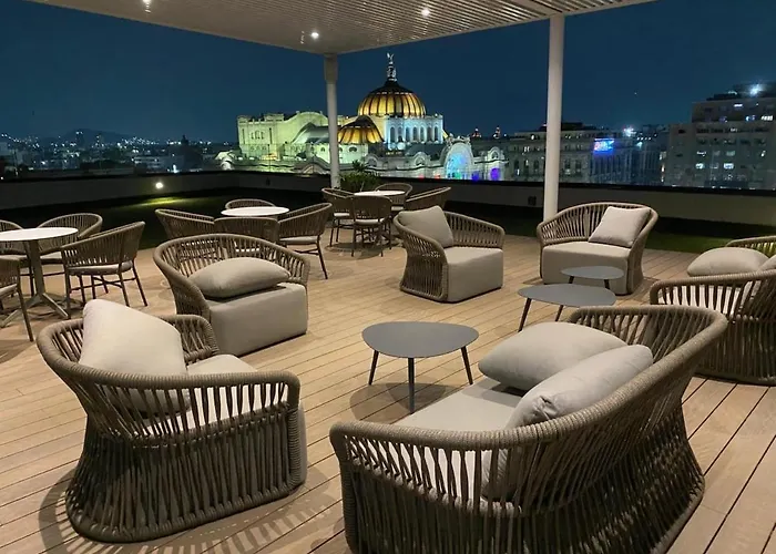 Wake Up To Bellas Artes Views Private Balcony 408