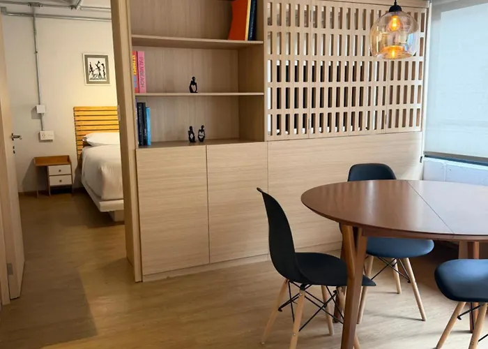 Praga Suites 4 Cozy 1Br Great Location Fast Wifi