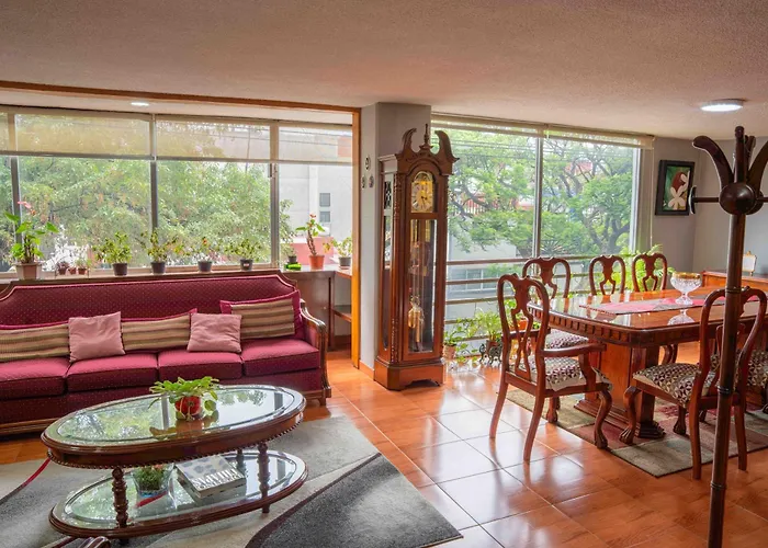 Quiet & Ideal Bedroom In Del Valle