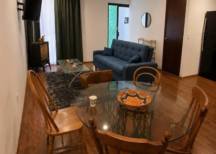 Roma Norte Jungle Oasis: 2 Units/5Br For 14 Guests