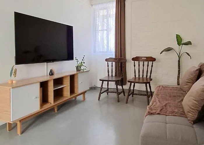 Apartamento Completo En Planta Baja Cerca Del Aeropuerto Y Del Centro