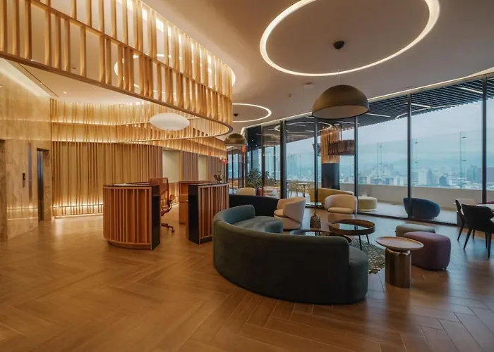 Skytown Studio- Pool-Sauna-Jacuzzy-Gym